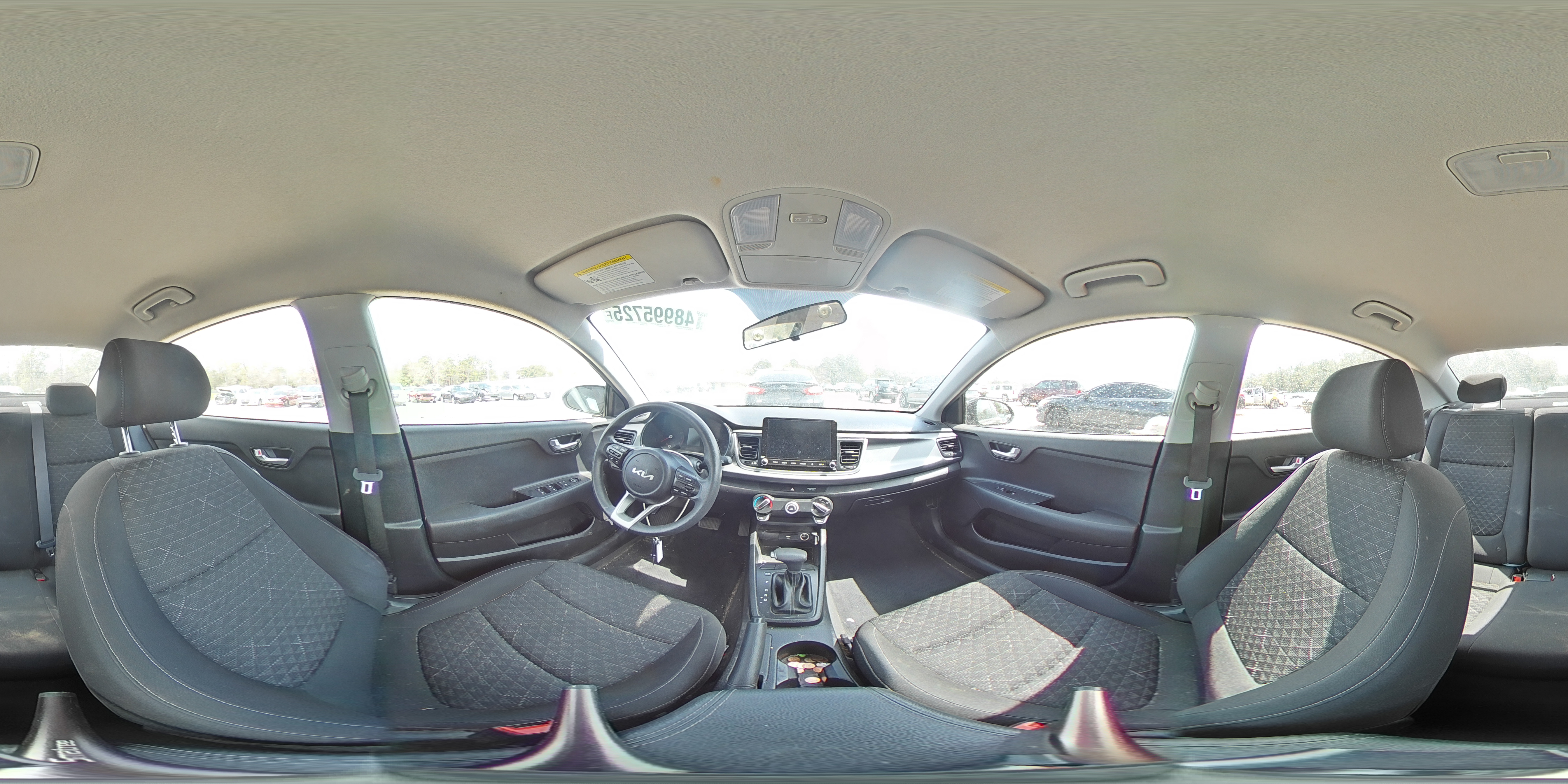 2023 Kia Rio - Image 12