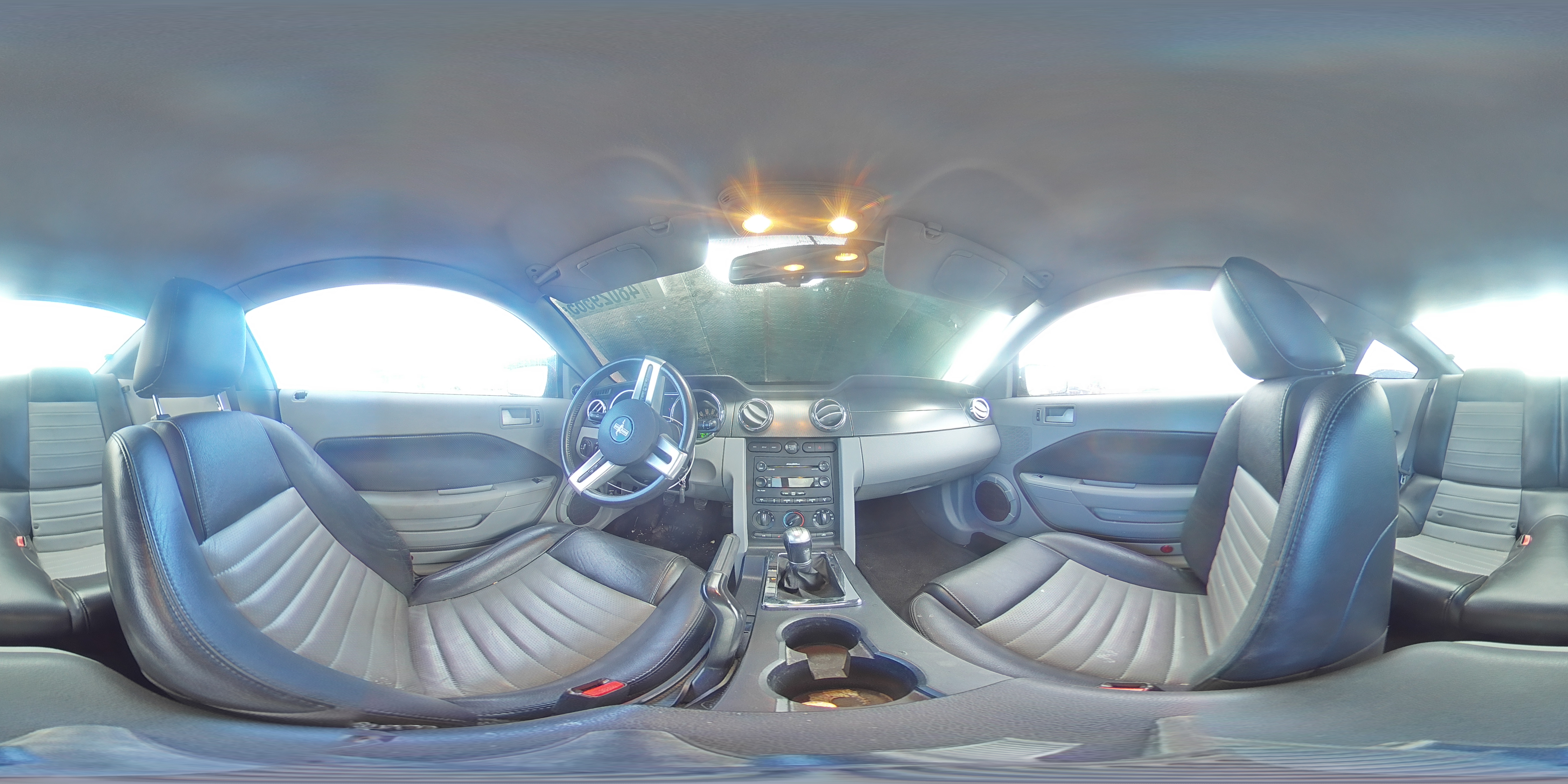 2007 Ford Mustang - Image 13