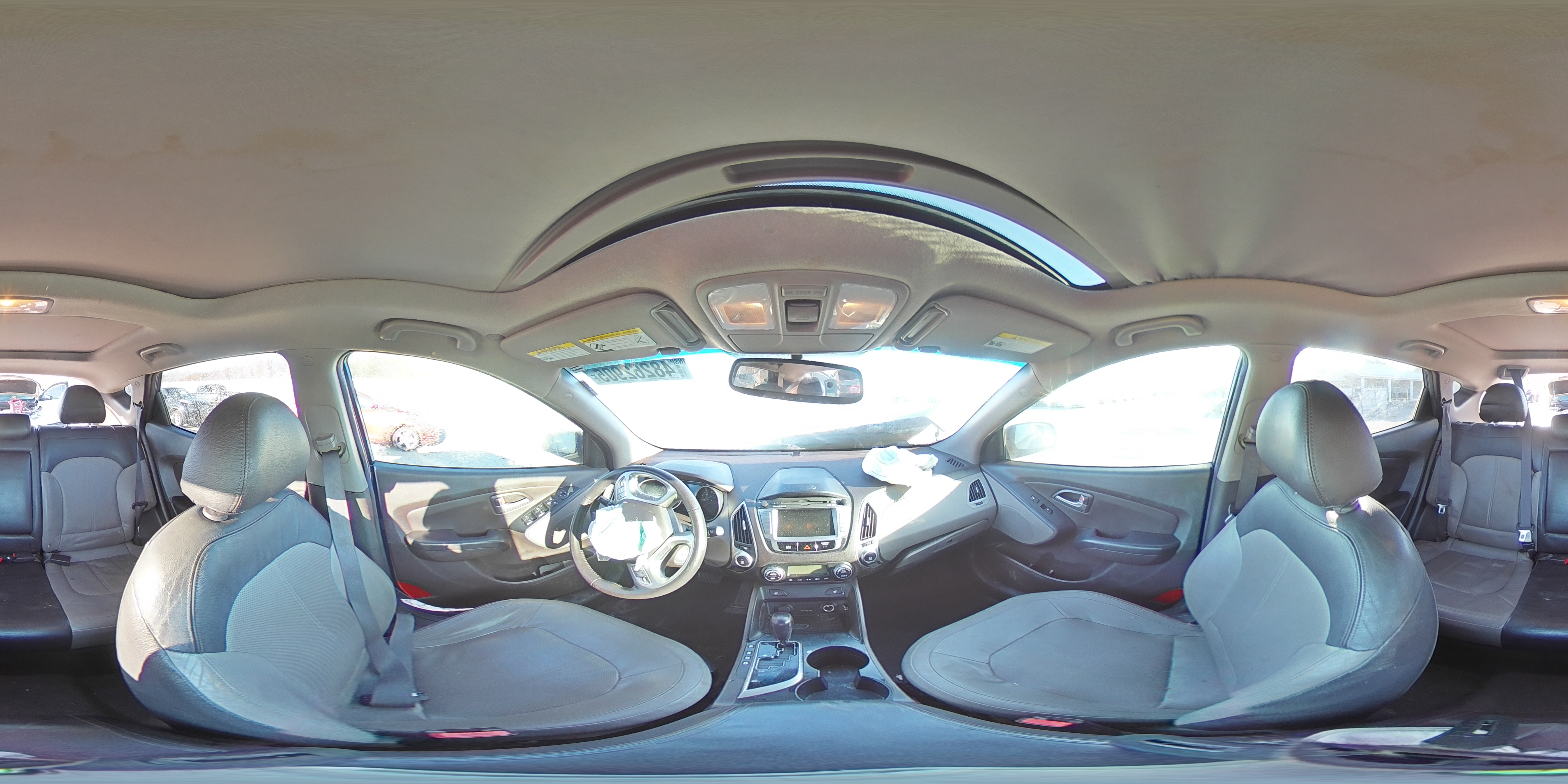 2012 Hyundai Tucson - Image 13