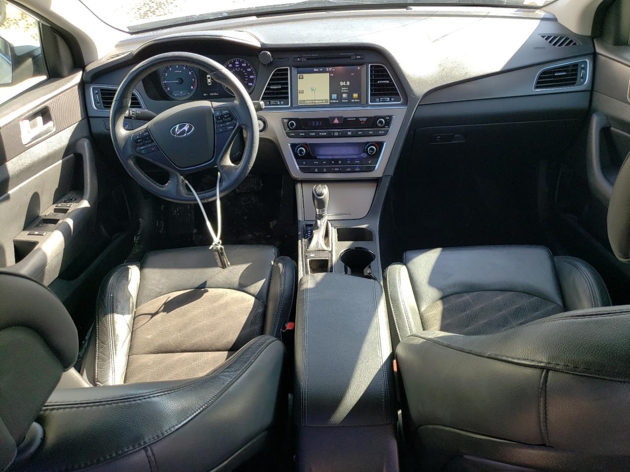 2015 Hyundai Sonata - Image 8