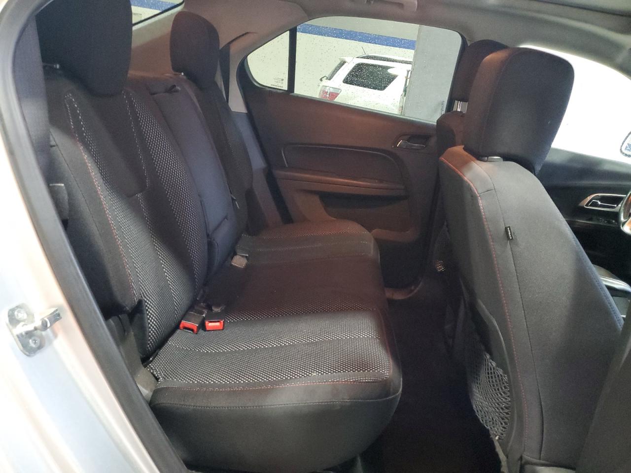 2015 Chevrolet Equinox - Image 11