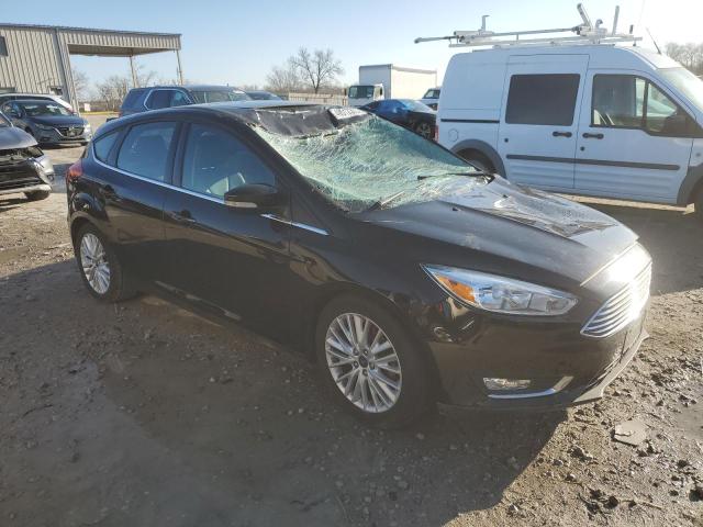  FORD FOCUS 2017 Czarny
