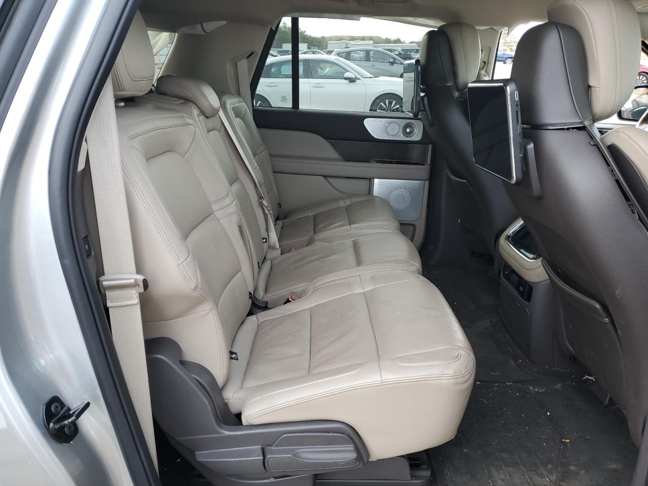 2022 Lincoln Navigator L Reserve VIN: 5LMJJ3LT0NEL03372 Lot: 48435975