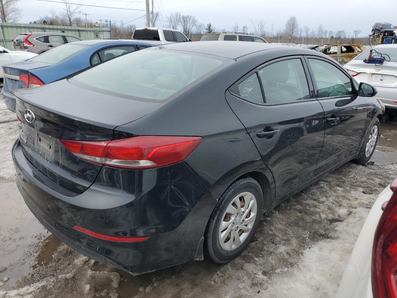 2018 Hyundai Elantra - Image 3