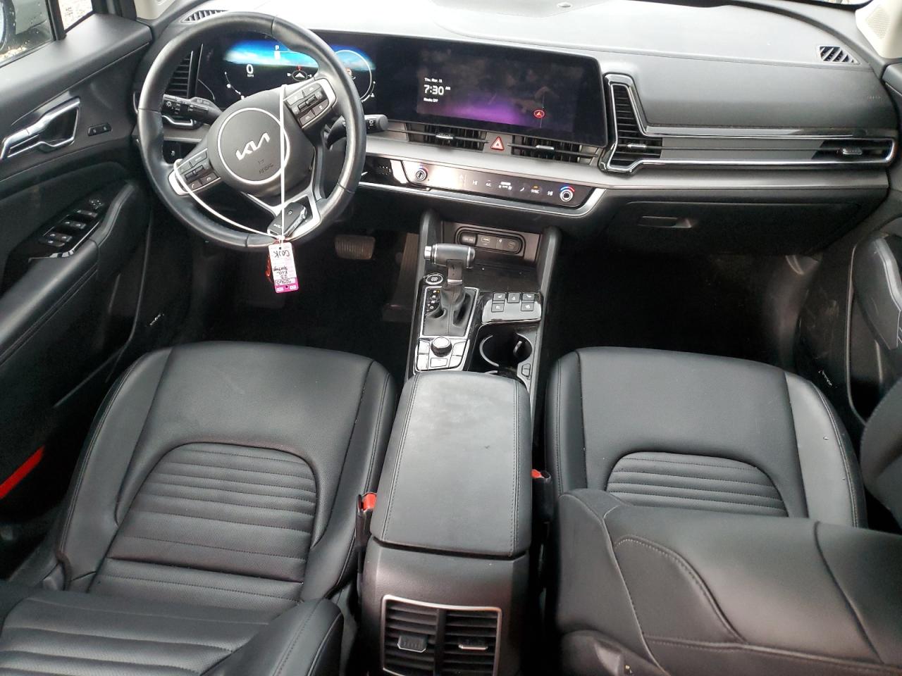 2023 Kia Sportage - Image 8