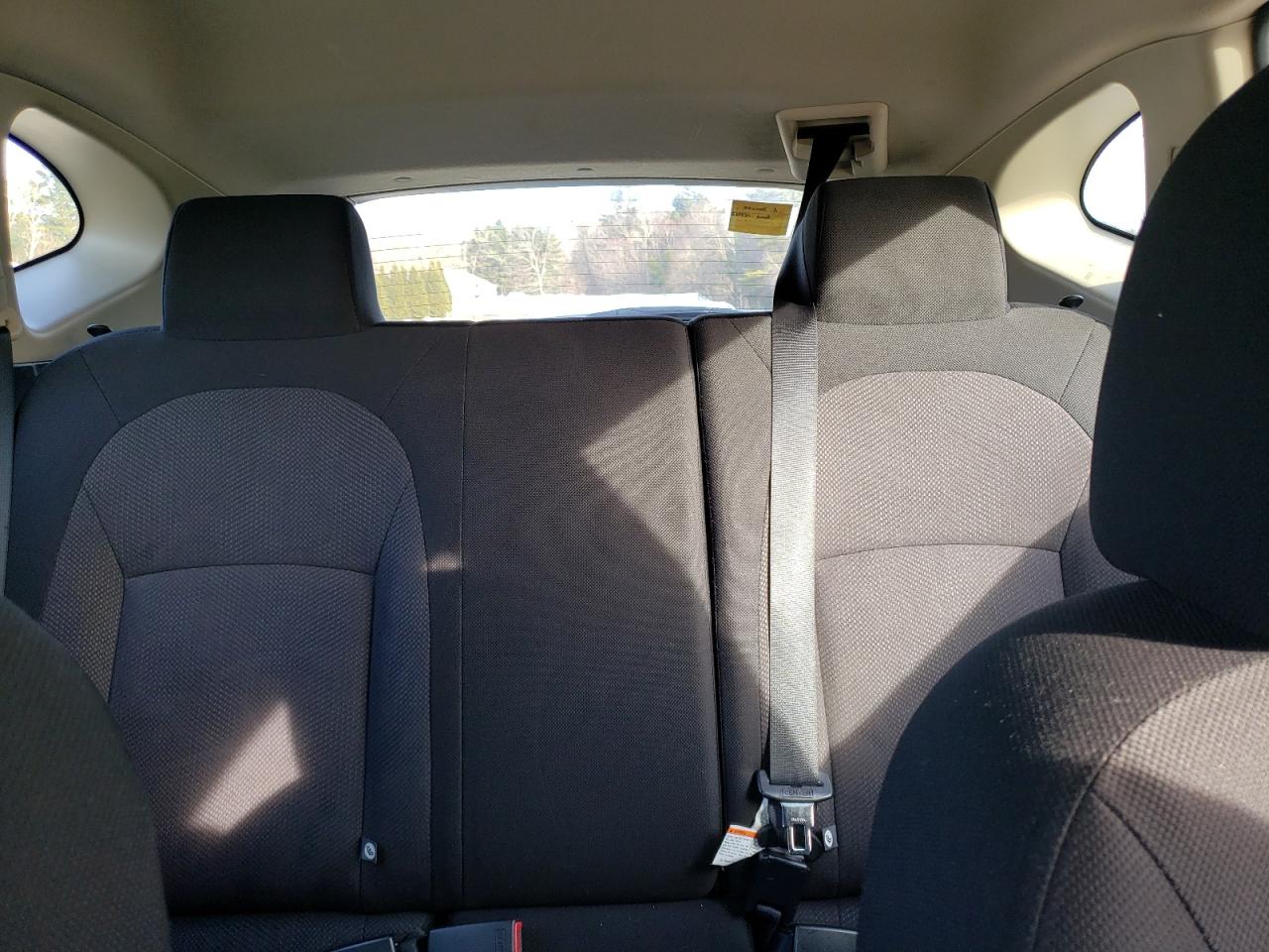 2011 Nissan Rogue - Image 10