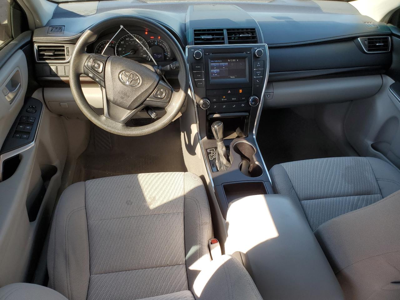 2015 Toyota Camry - Image 8