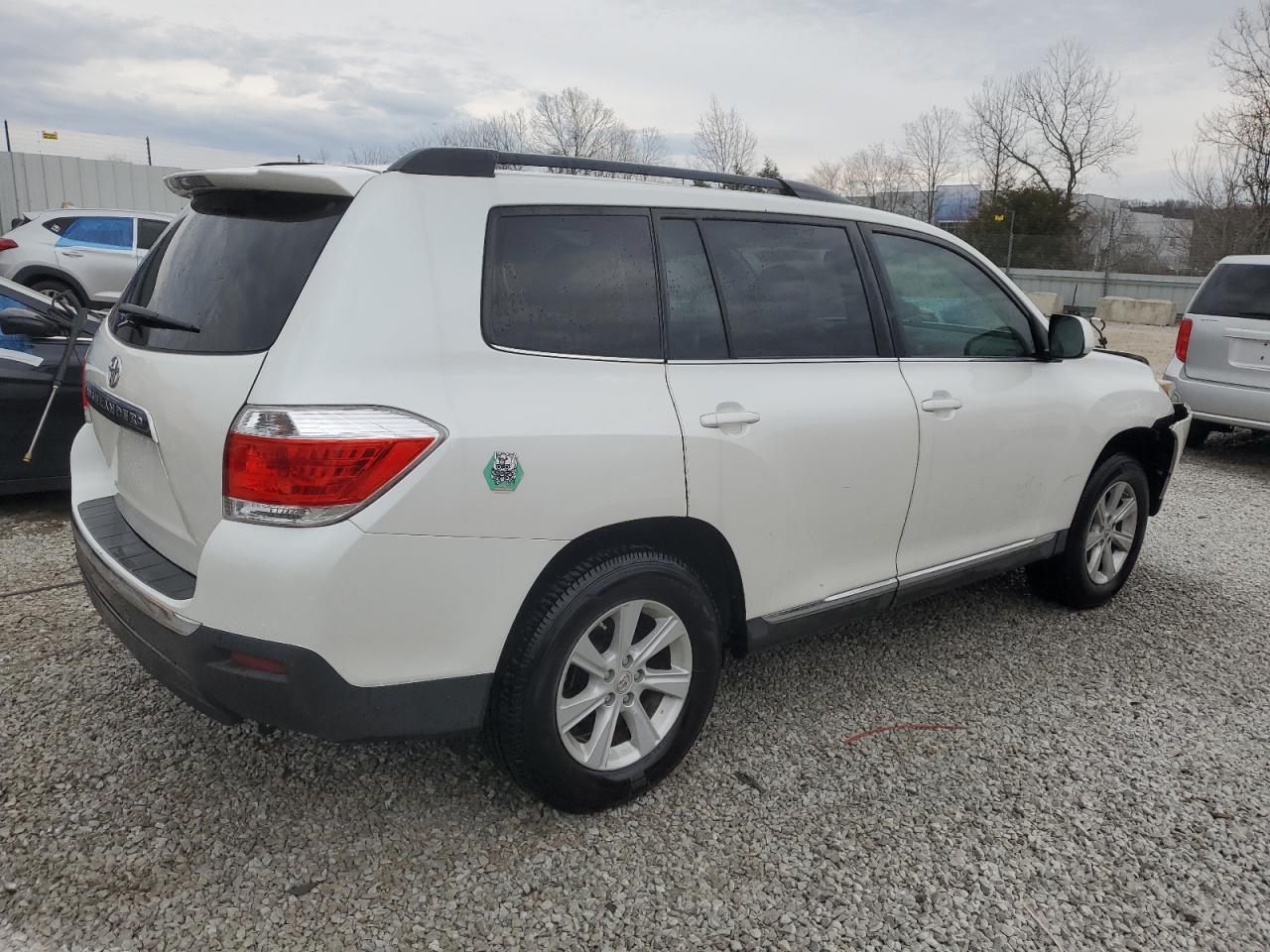2013 Toyota Highlander - Image 3