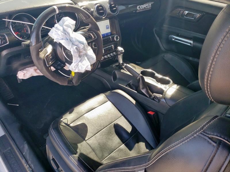 Coupet FORD MUSTANG 2017 Srebrny