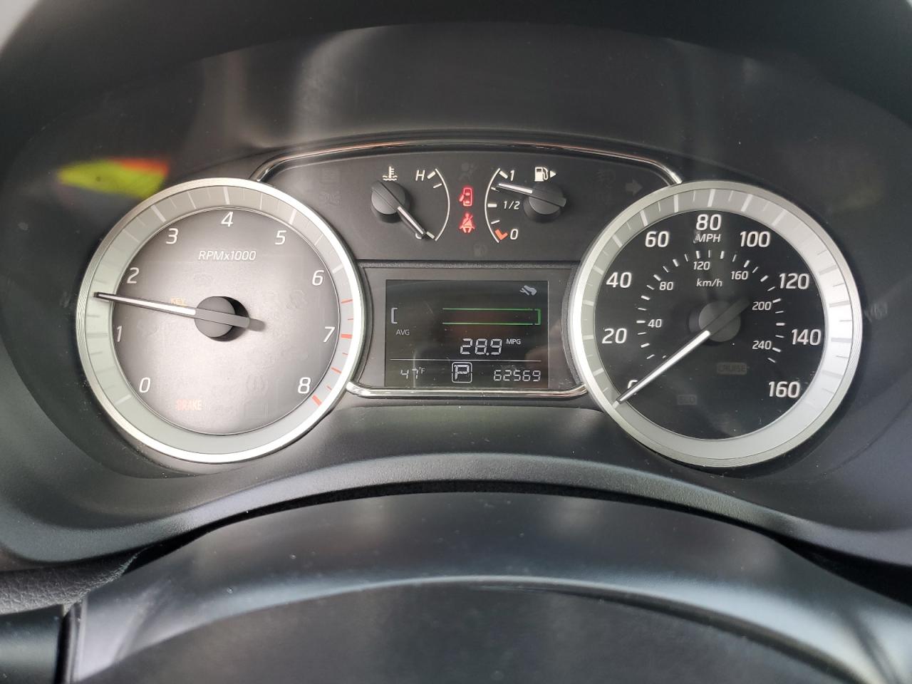2015 Nissan Sentra - Image 9