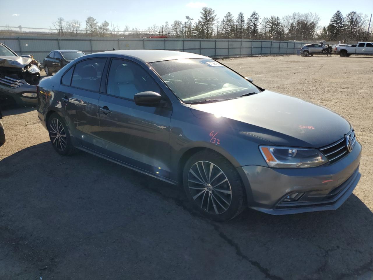 2016 Volkswagen Jetta - Image 4