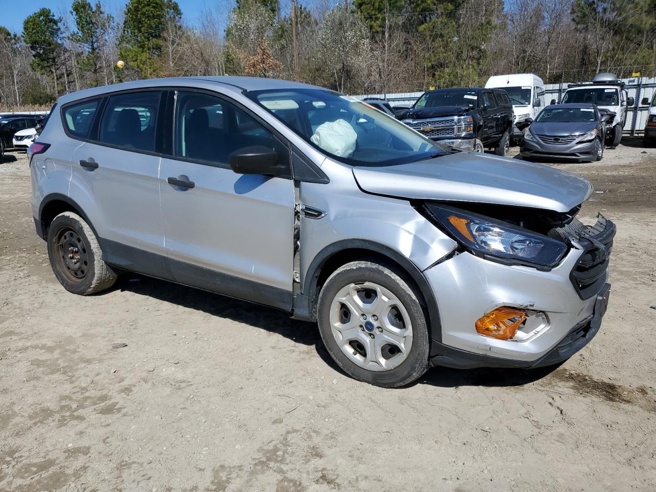 1FMCU0F70JUA28067 FORD ESCAPE 2018