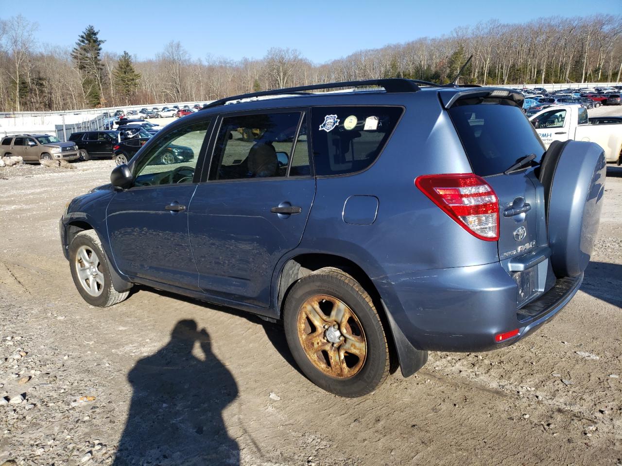 2010 Toyota RAV 4 - Image 2