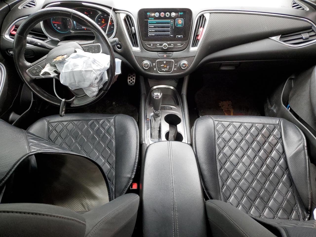 2016 Chevrolet Malibu - Image 8