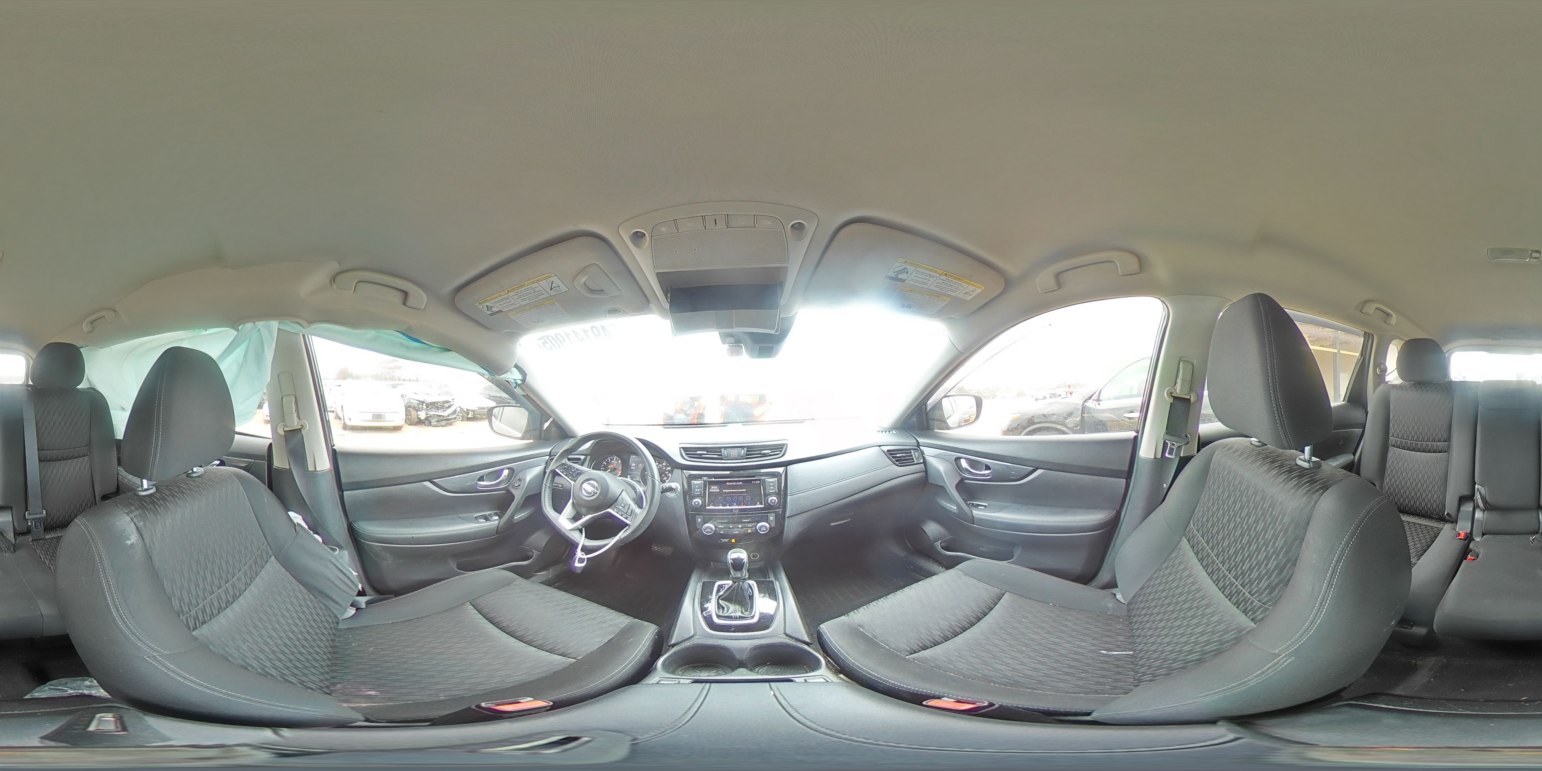 2019 Nissan Rogue - Image 14