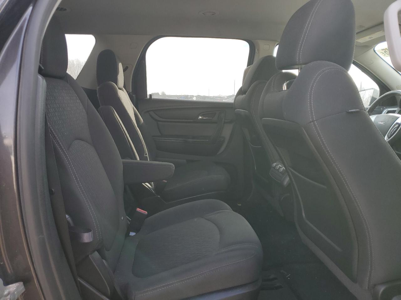 2016 GMC Acadia - Image 11