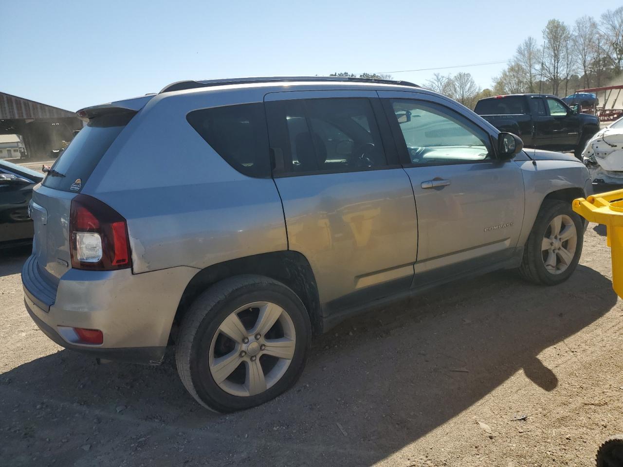 2017 Jeep Compass - Image 3