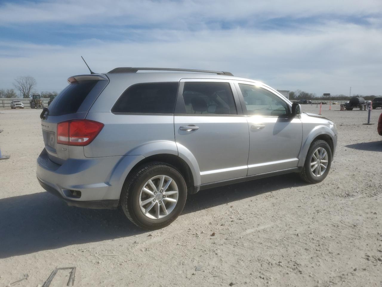 2017 Dodge Journey - Image 3