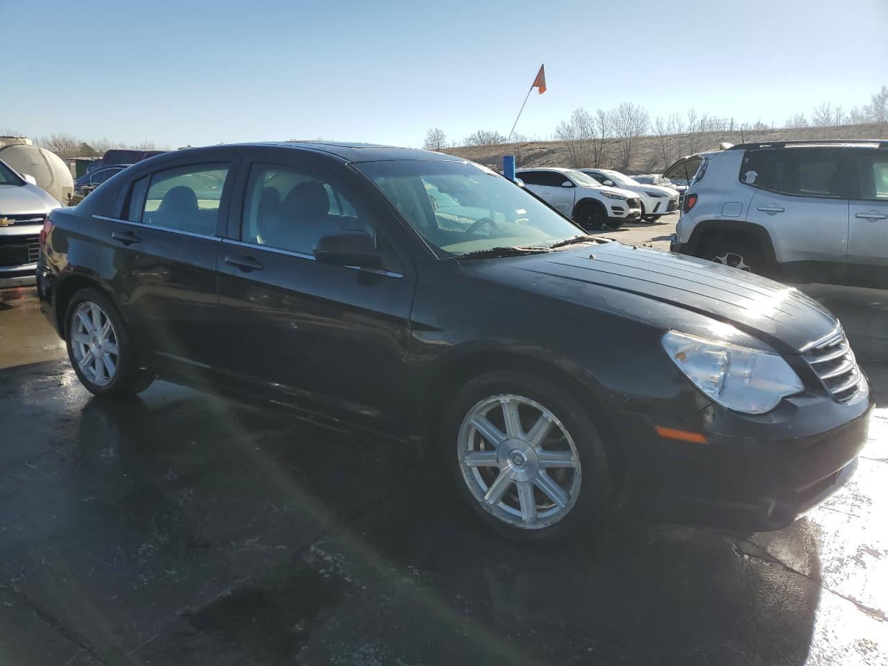 2009 Chrysler Sebring - Image 4
