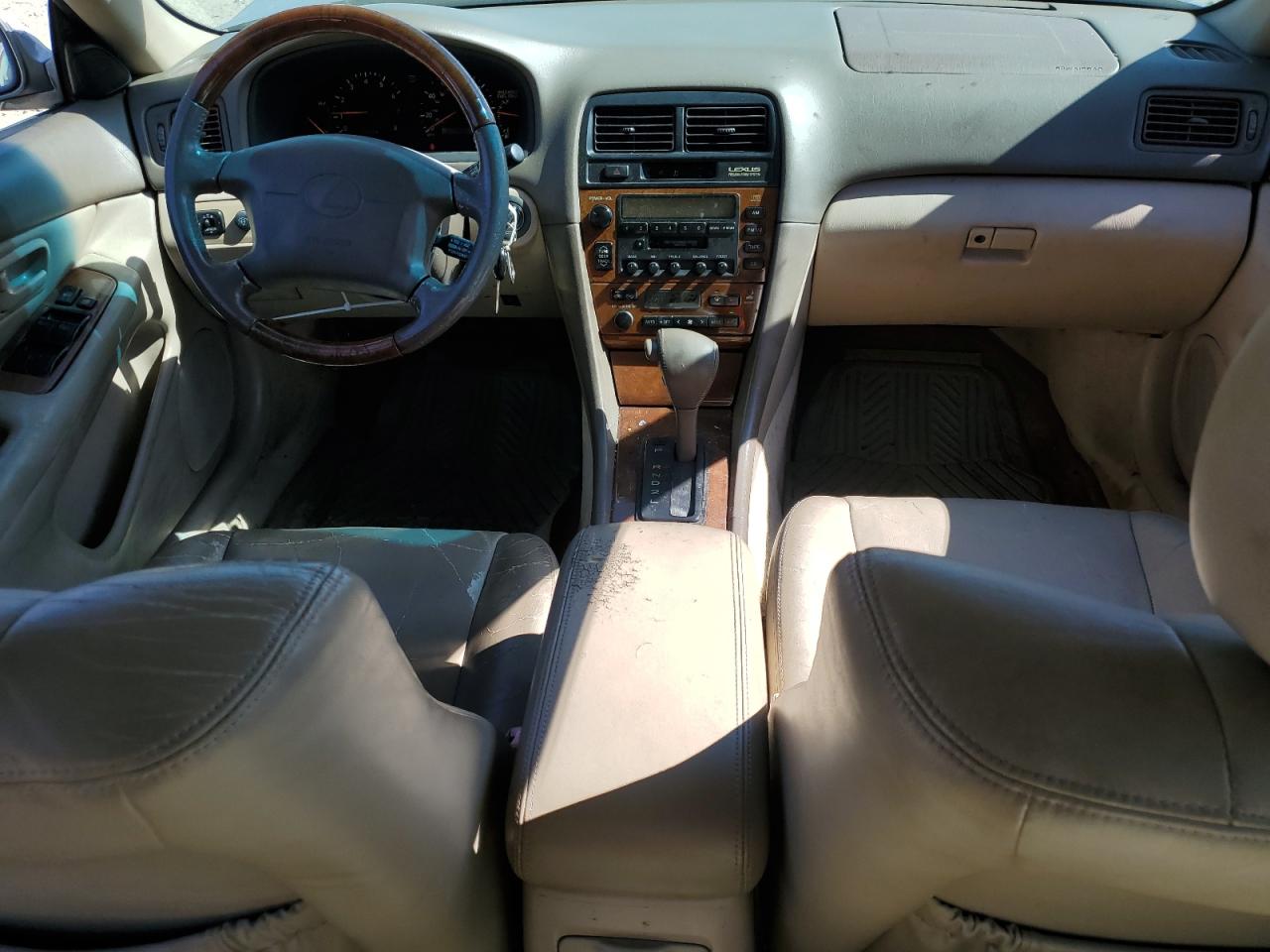 2001 Lexus ES - Image 8
