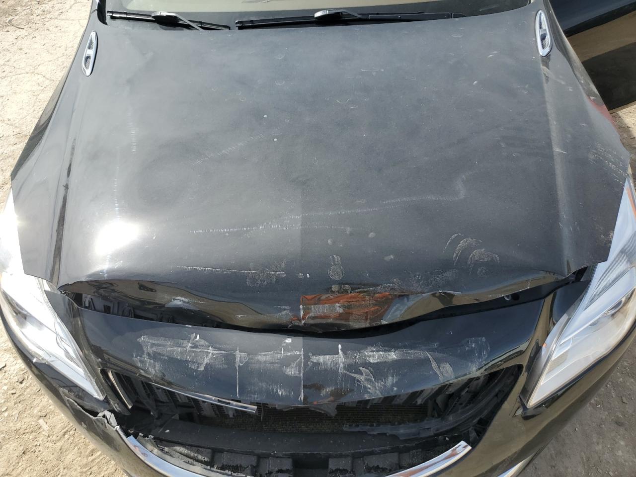 2015 Buick Regal - Image 12