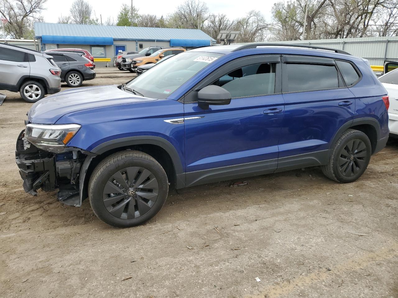 2024 Volkswagen Taos S for Sale in Wichita, KS - Front End