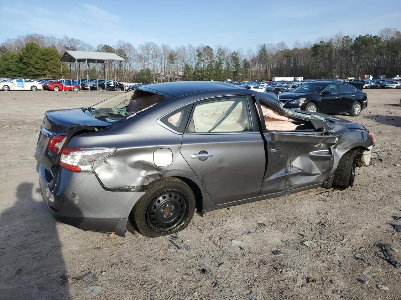 2015 Nissan Sentra - Image 3