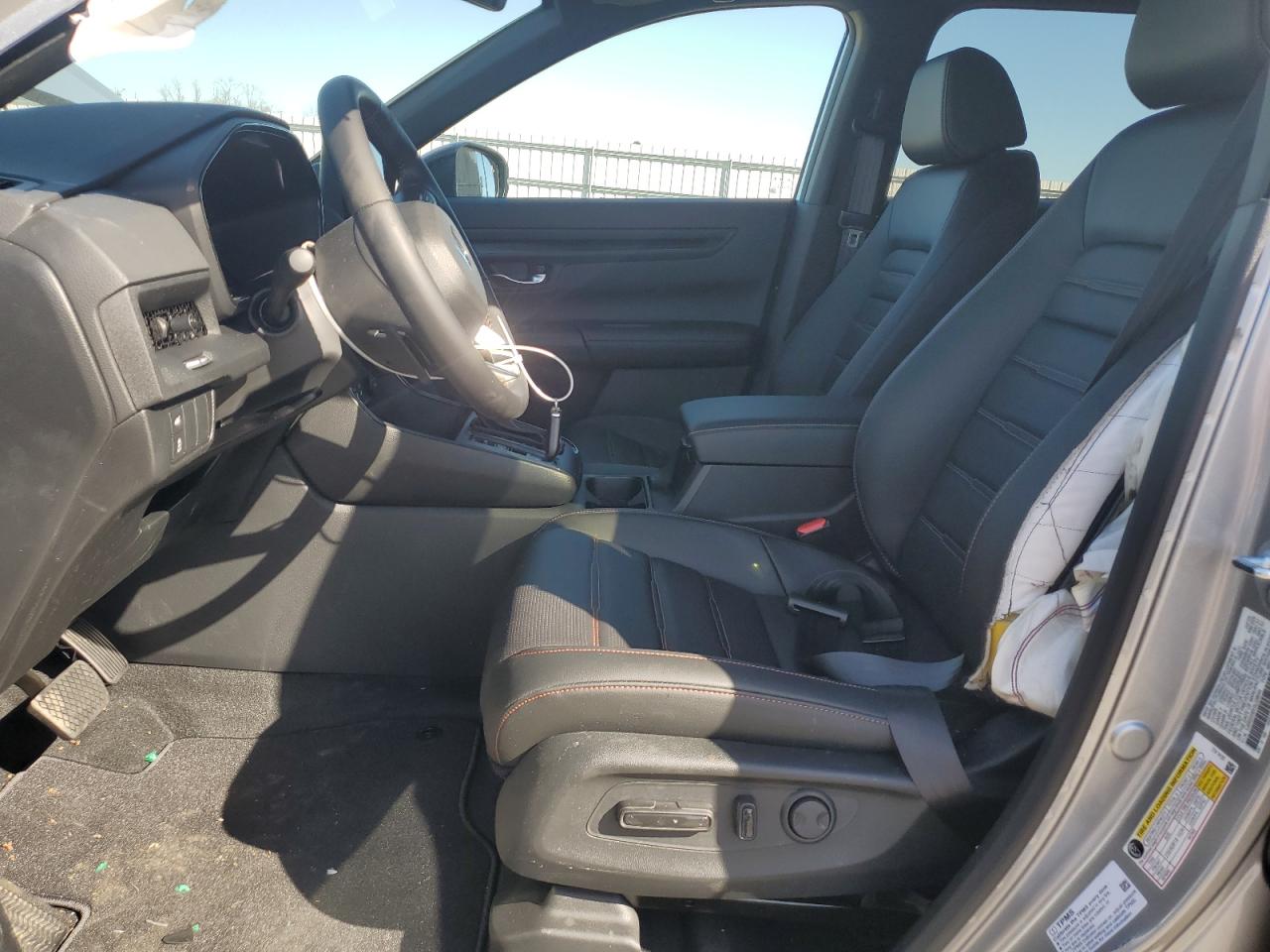 2025 Honda CR-V - Image 7