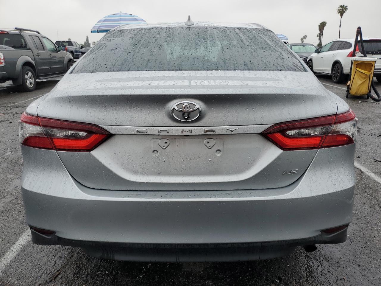 4T1C11AK6MU605702 TOYOTA CAMRY 2021