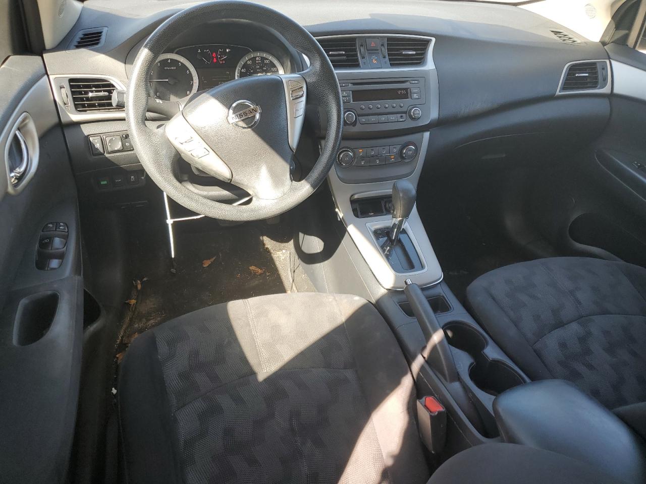 2013 Nissan Sentra - Image 8