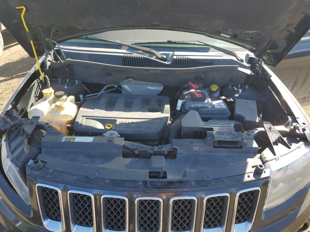 1C4NJDBB0GD556742 JEEP COMPASS 2016