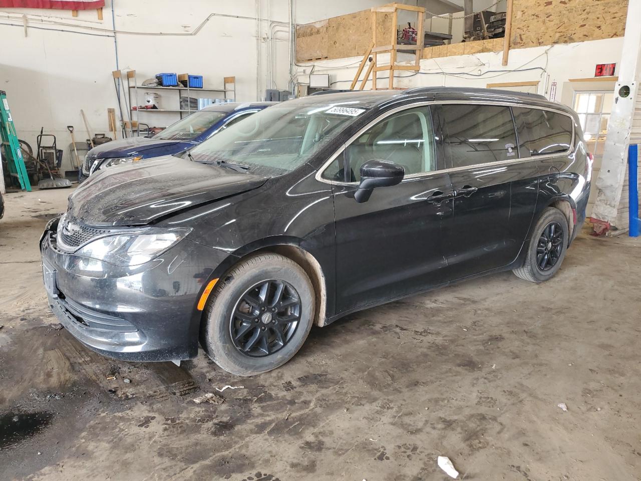 2020 Chrysler Voyager Lxi იყიდება Ham Lake-ში, MN - Front End