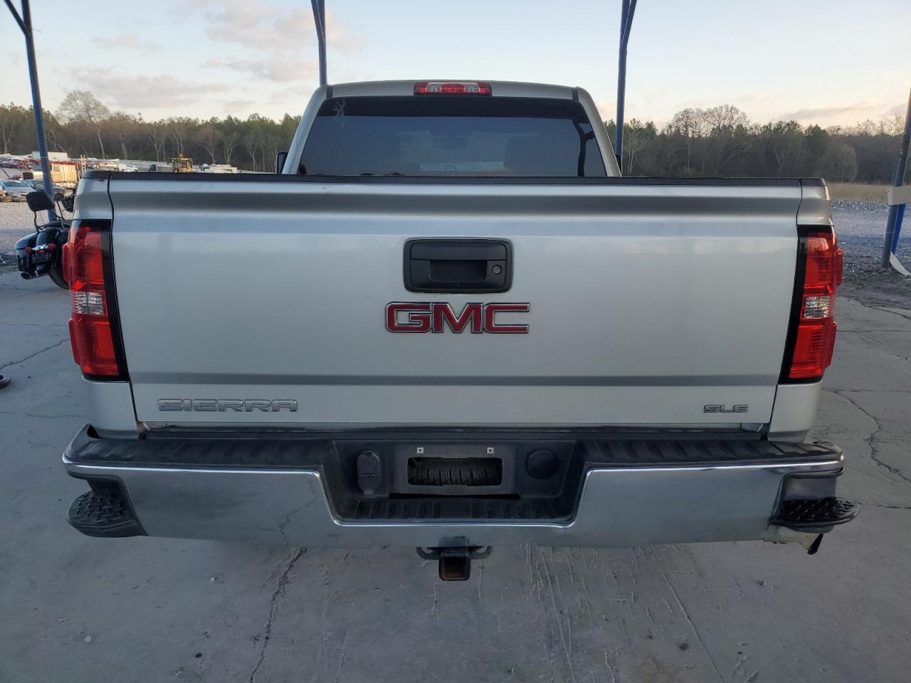 2017 GMC Sierra - Image 6