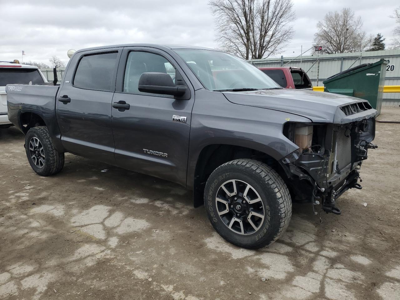 2020 Toyota Tundra Crewmax Sr5 на продаже в Wichita, KS - Front End