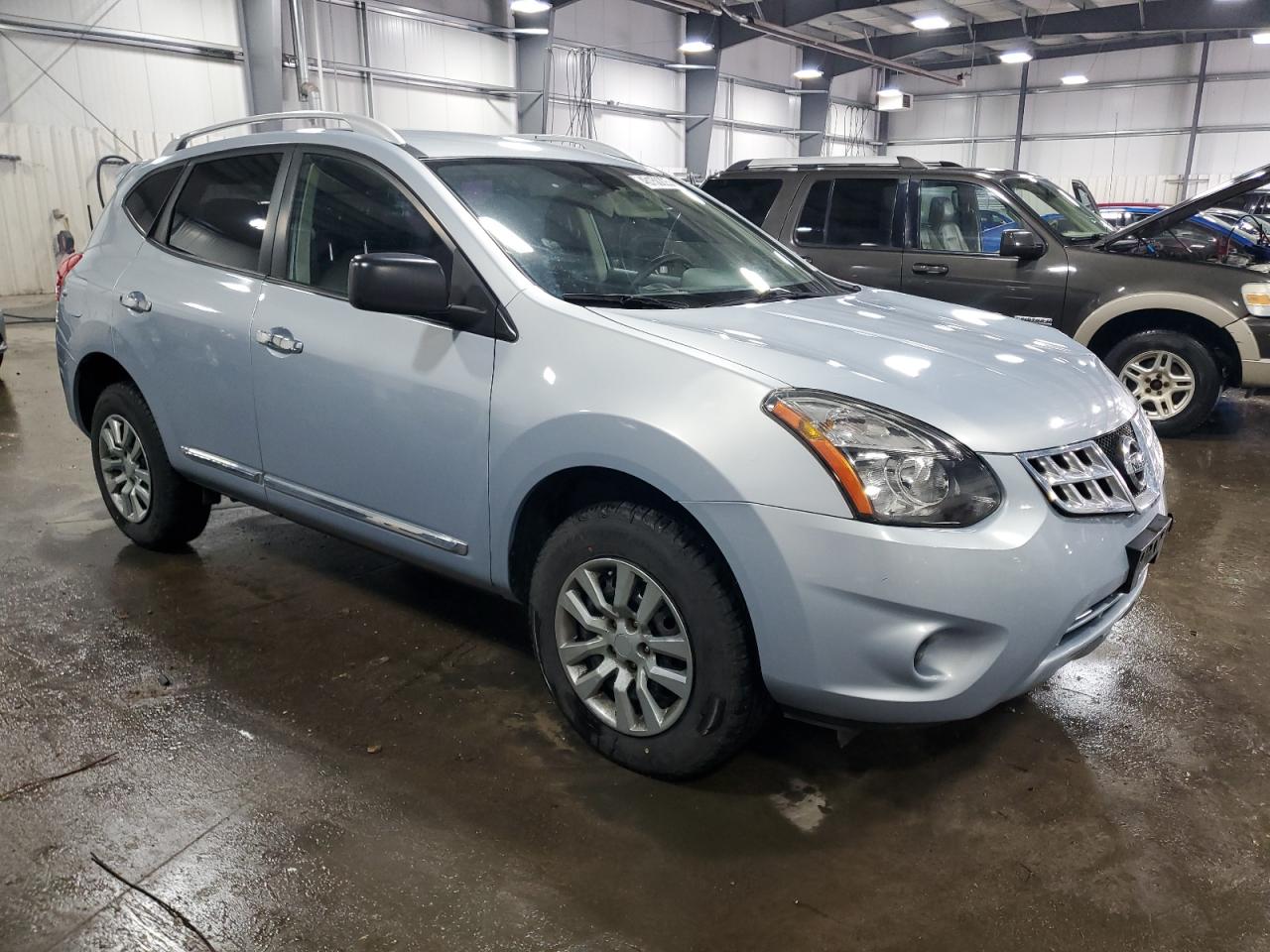 2015 Nissan Rogue - Image 4