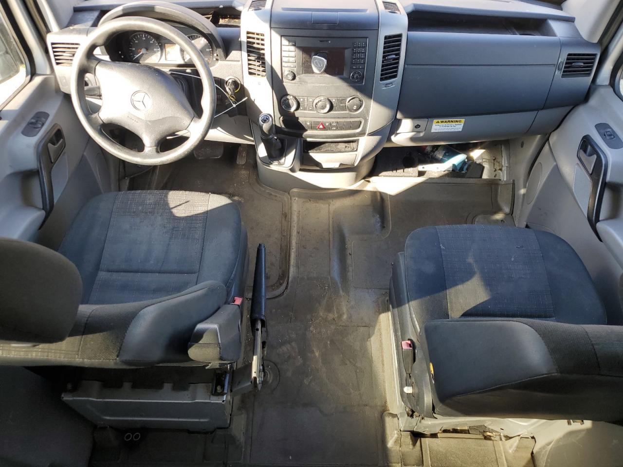 2014 Mercedes-Benz Sprinter - Image 8