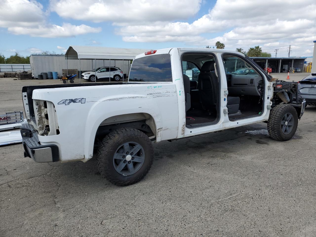 2013 GMC Sierra - Image 3