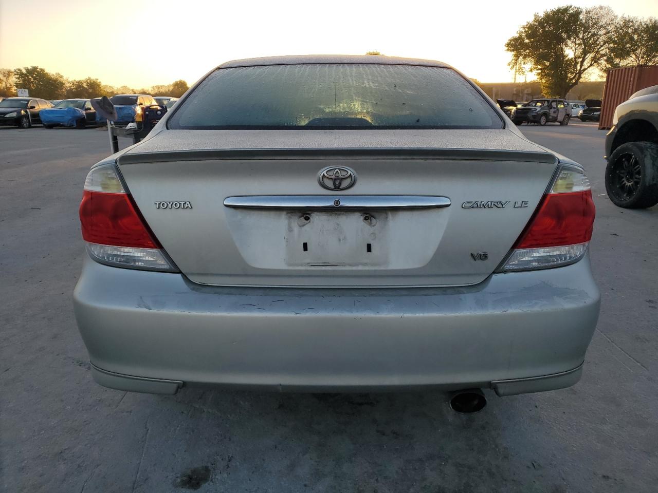 2005 Toyota Camry - Image 6