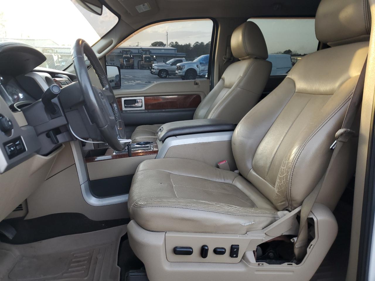 2010 Ford F-150 - Image 7