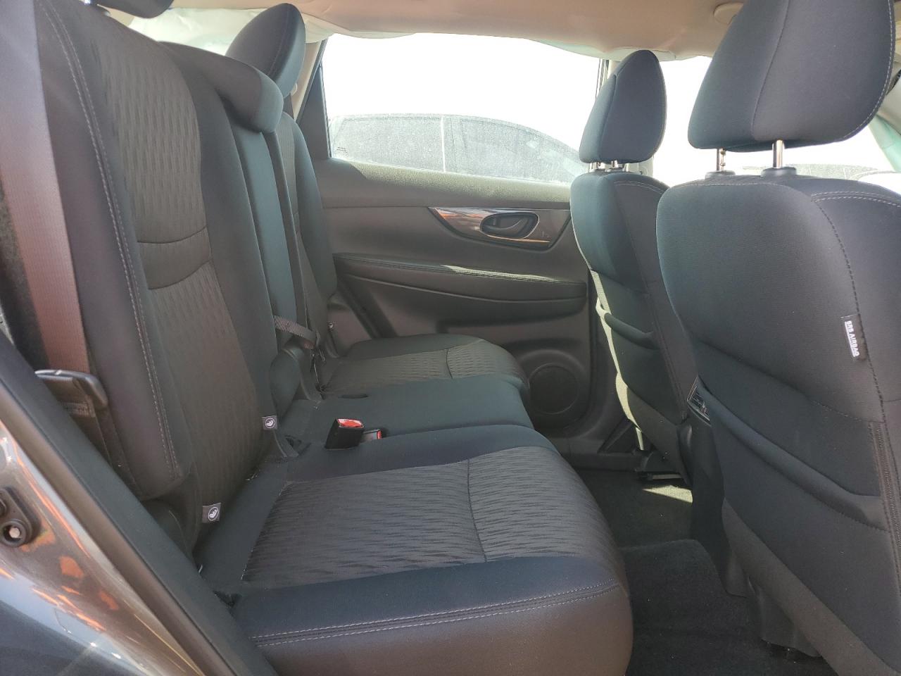 2019 Nissan Rogue - Image 11