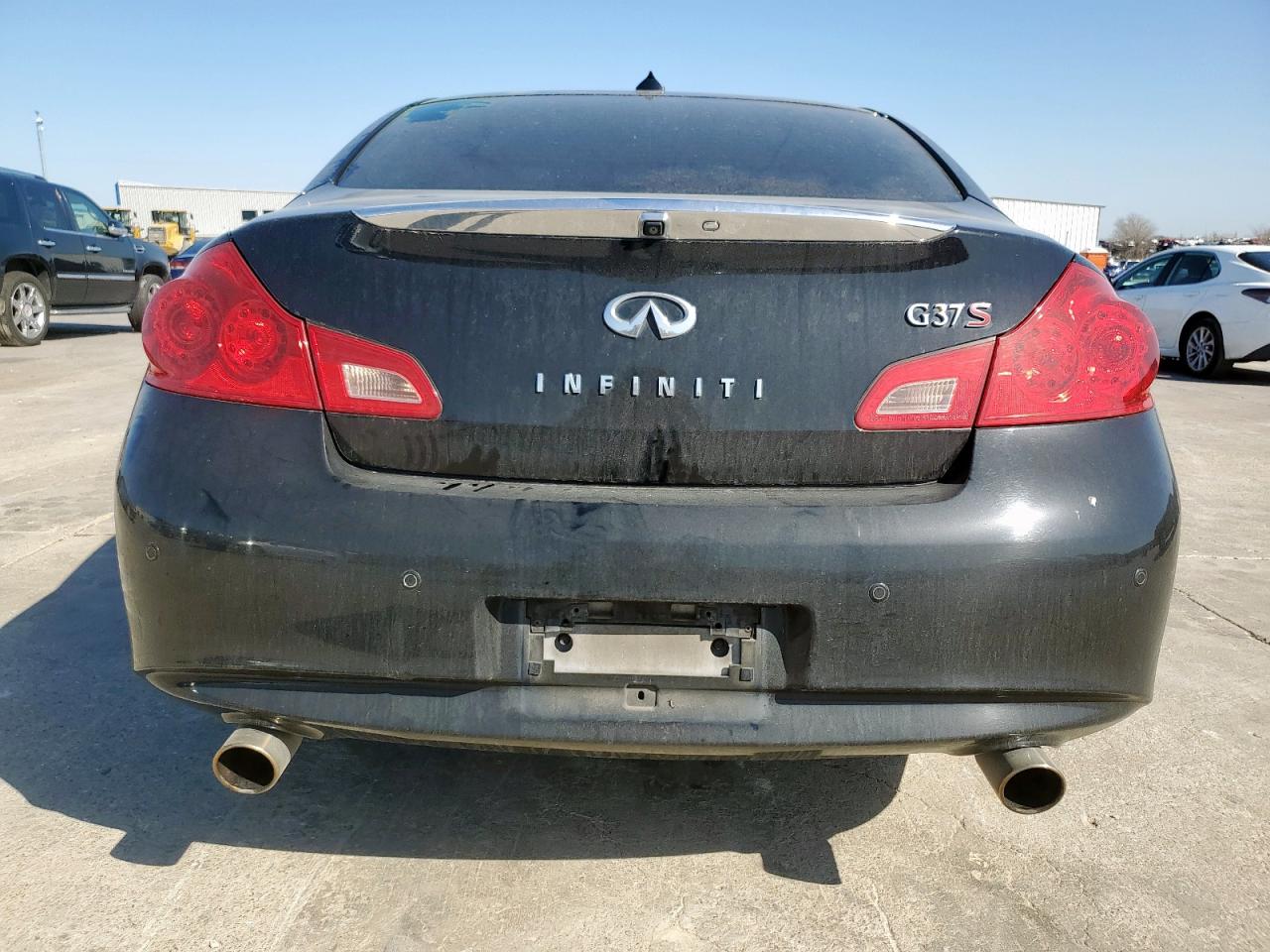 2011 Infiniti G - Image 6