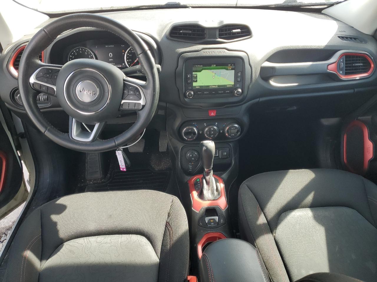 2016 Jeep Renegade - Image 8