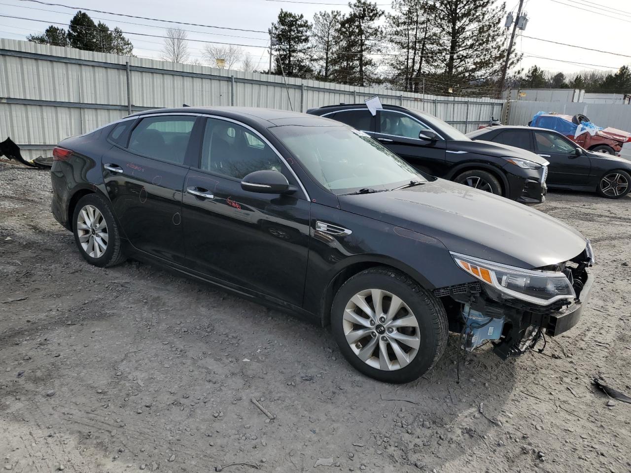 2018 Kia Optima - Image 4