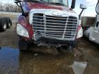 2017 Freightliner Cascadia Semi Truck for Sale in Dyer, IN - Front End