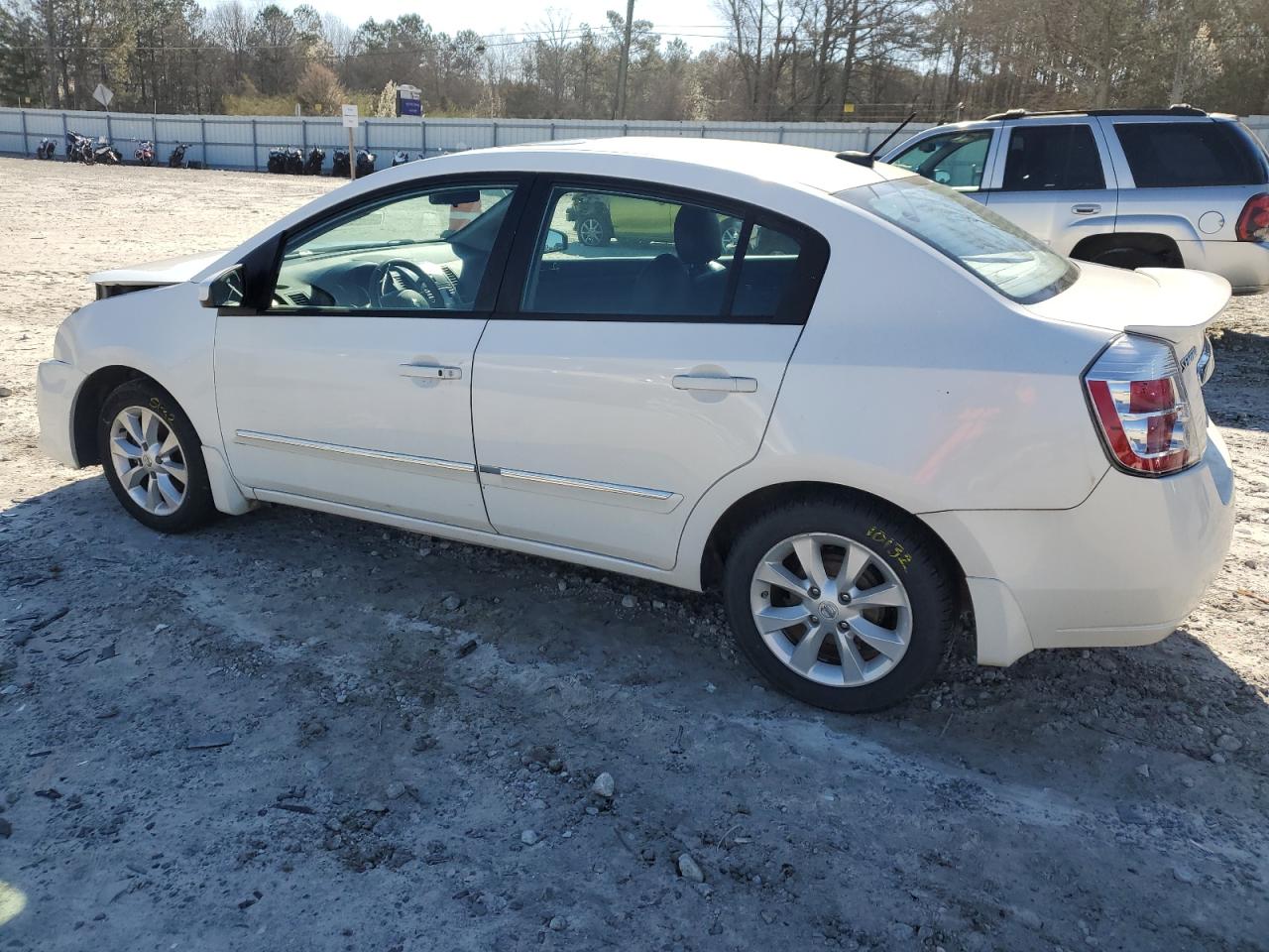 2012 Nissan Sentra - Image 2