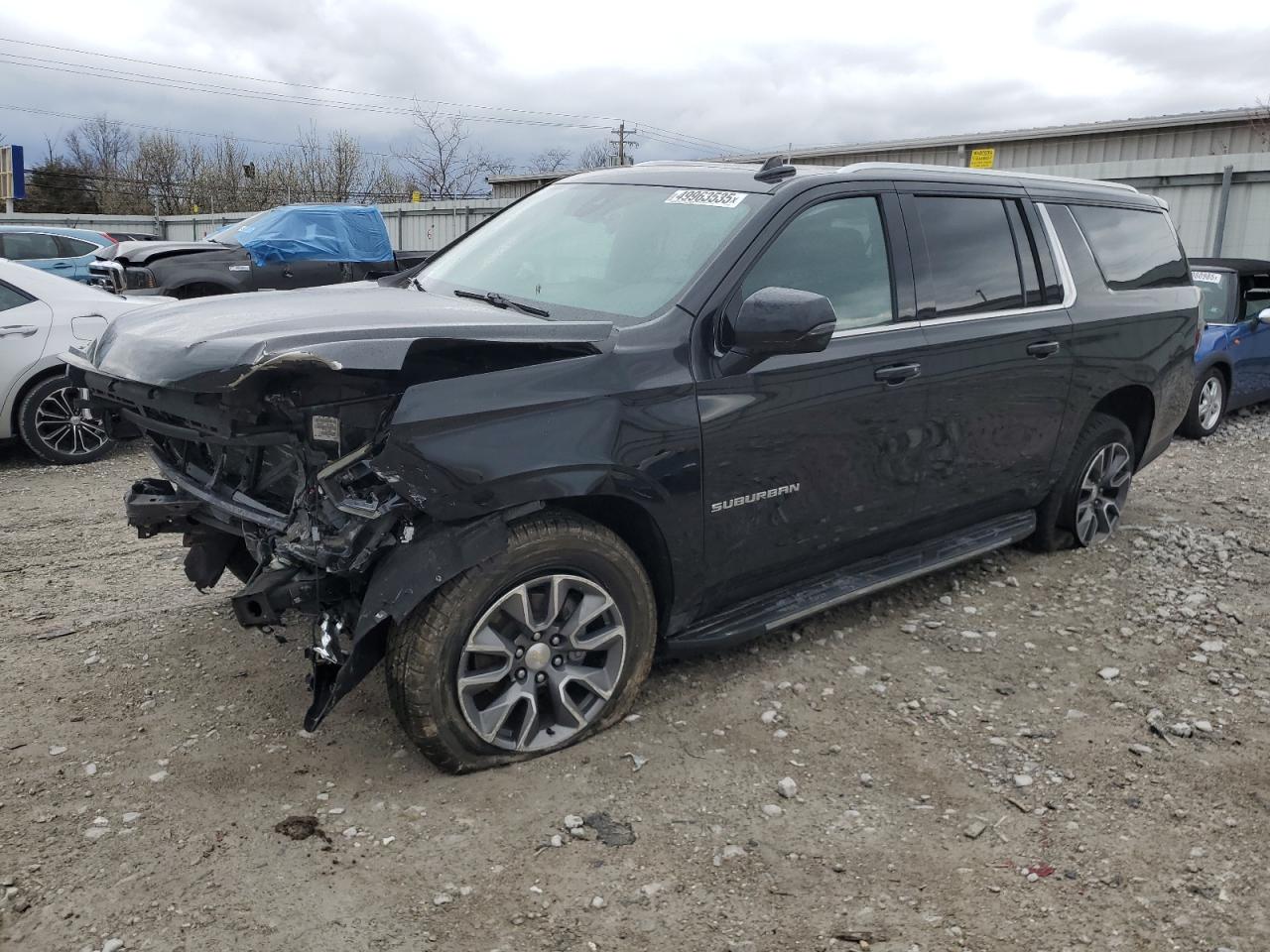 2021 Chevrolet Suburban K1500 Lt for Sale in Walton, KY - Front End
