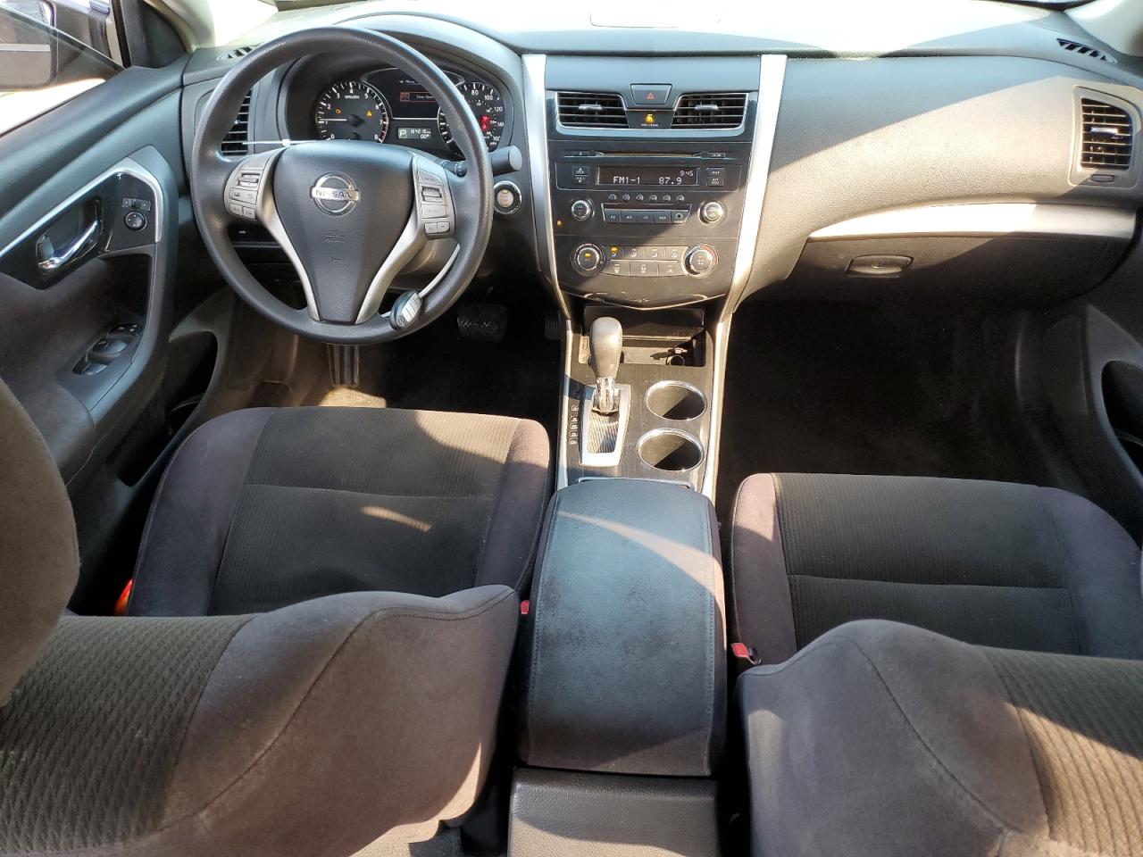 2013 Nissan Altima - Image 8