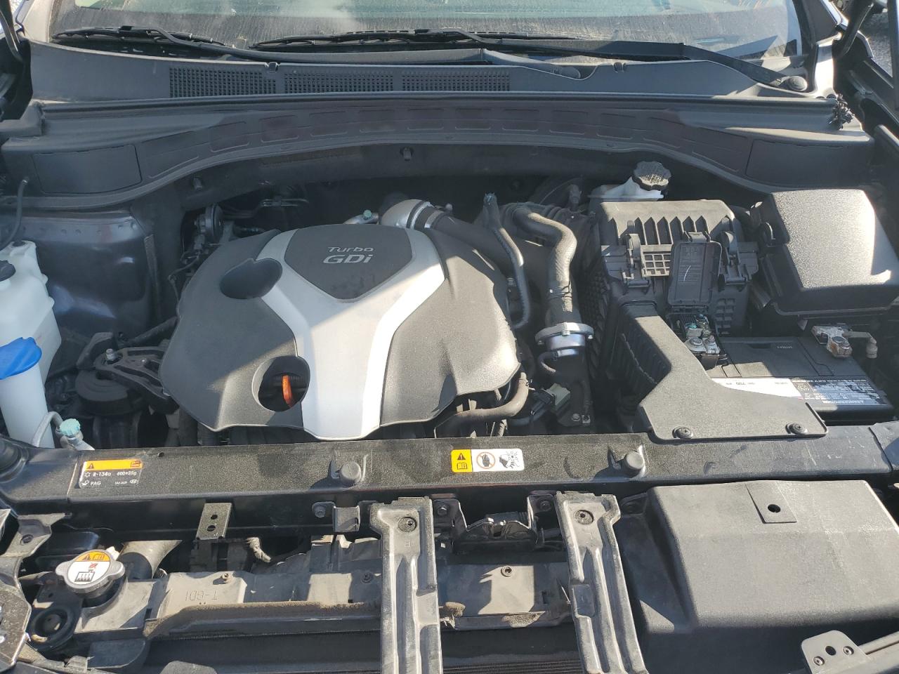 2014 Hyundai Santa Fe - Image 12