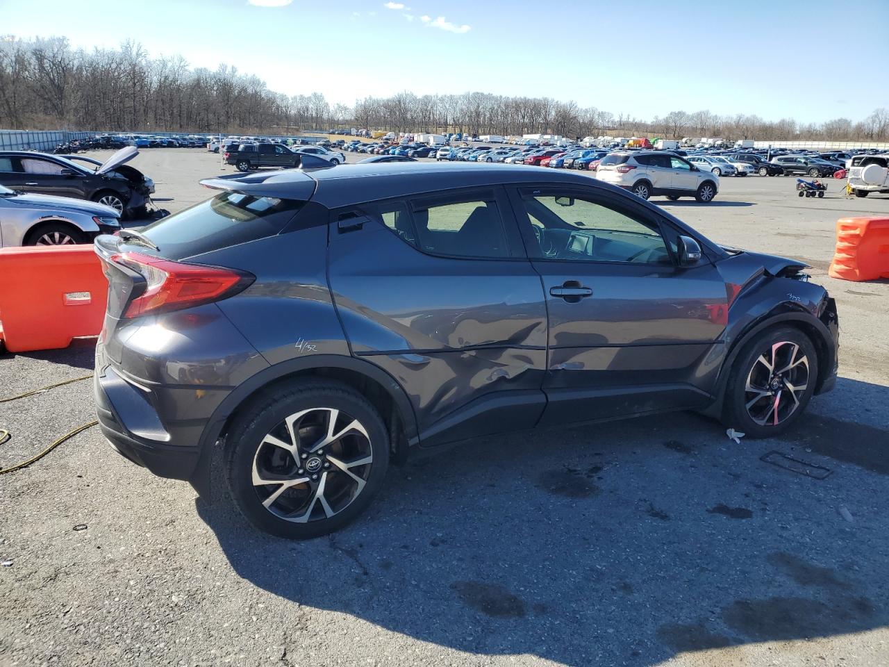 JTNKHMBX5J1003258 TOYOTA C-HR 2018