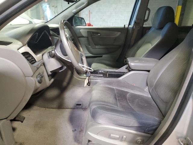  CHEVROLET TRAVERSE 2015 Srebrny